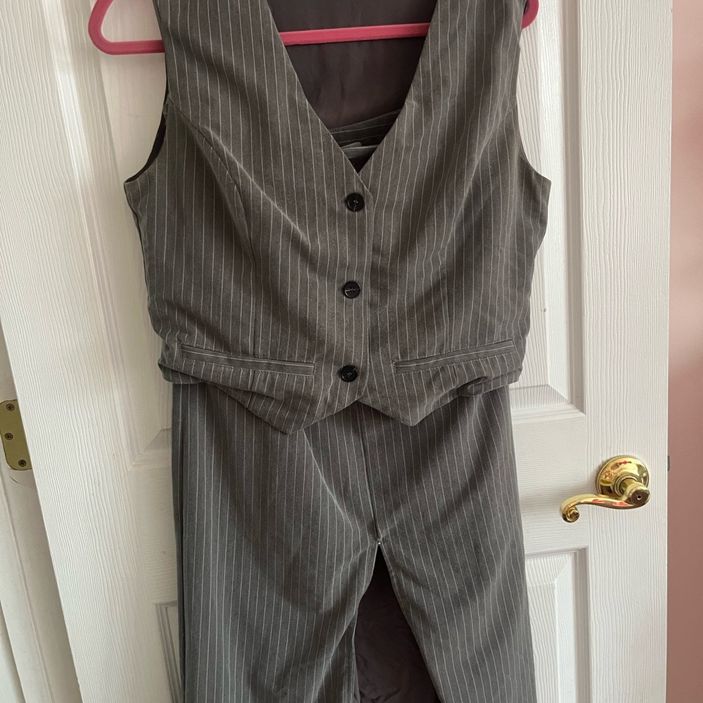 Sophisticated Women's Gray Pinstripe Pantsuit